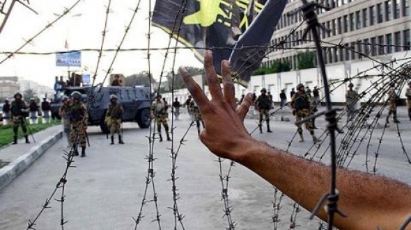 Egjiptasit shënojnë një vit që nga masakra Rabaa