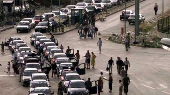 Papa shton kolonat në kufirin Kosovë- Shqipëri