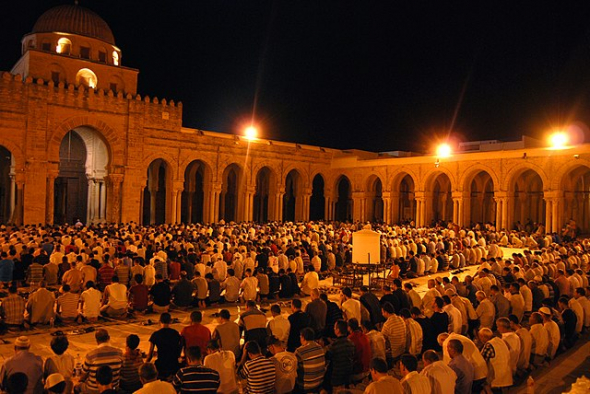 NAMAZI I TERAVISË