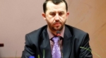 Bashkim Aliu: Të rinjtë nuk duhet të dorëzohen duke kërkuar të mirat 